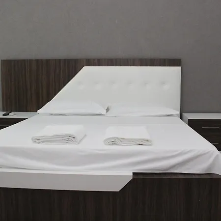 Brilant Otel Fier